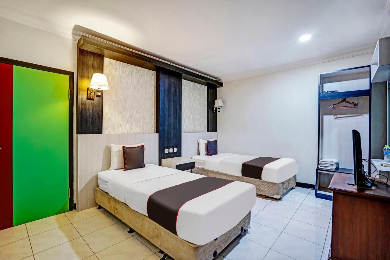 Capital O 91050 Grand Balqis Akasia Syariah Surabaya Buitenkant foto
